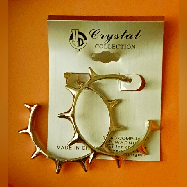 Studded Half Hoop Earrings Rocker Chic 9$